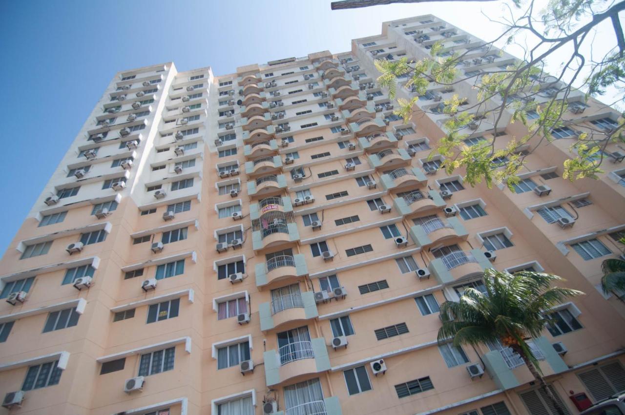 Condo At Melaka Raya By Idealhub Экстерьер фото