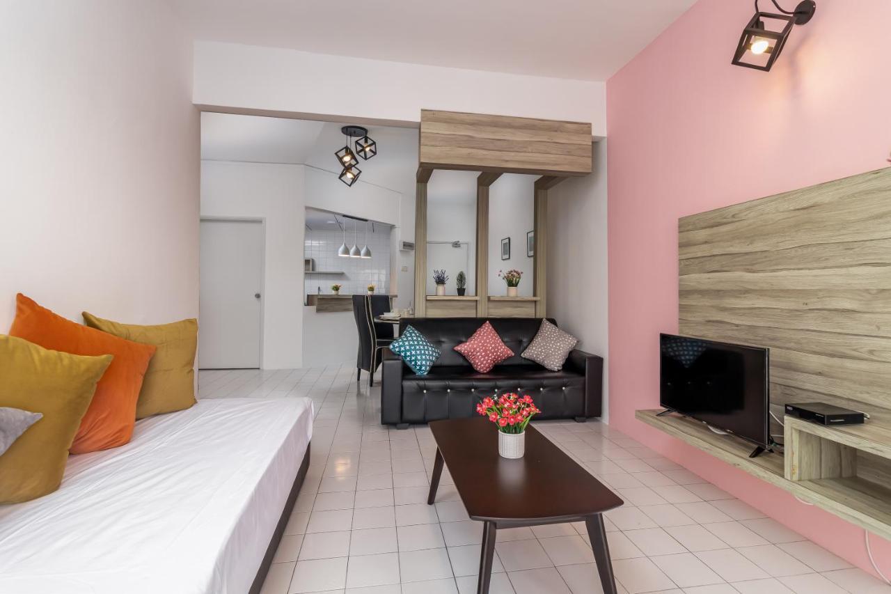 Condo At Melaka Raya By Idealhub Экстерьер фото